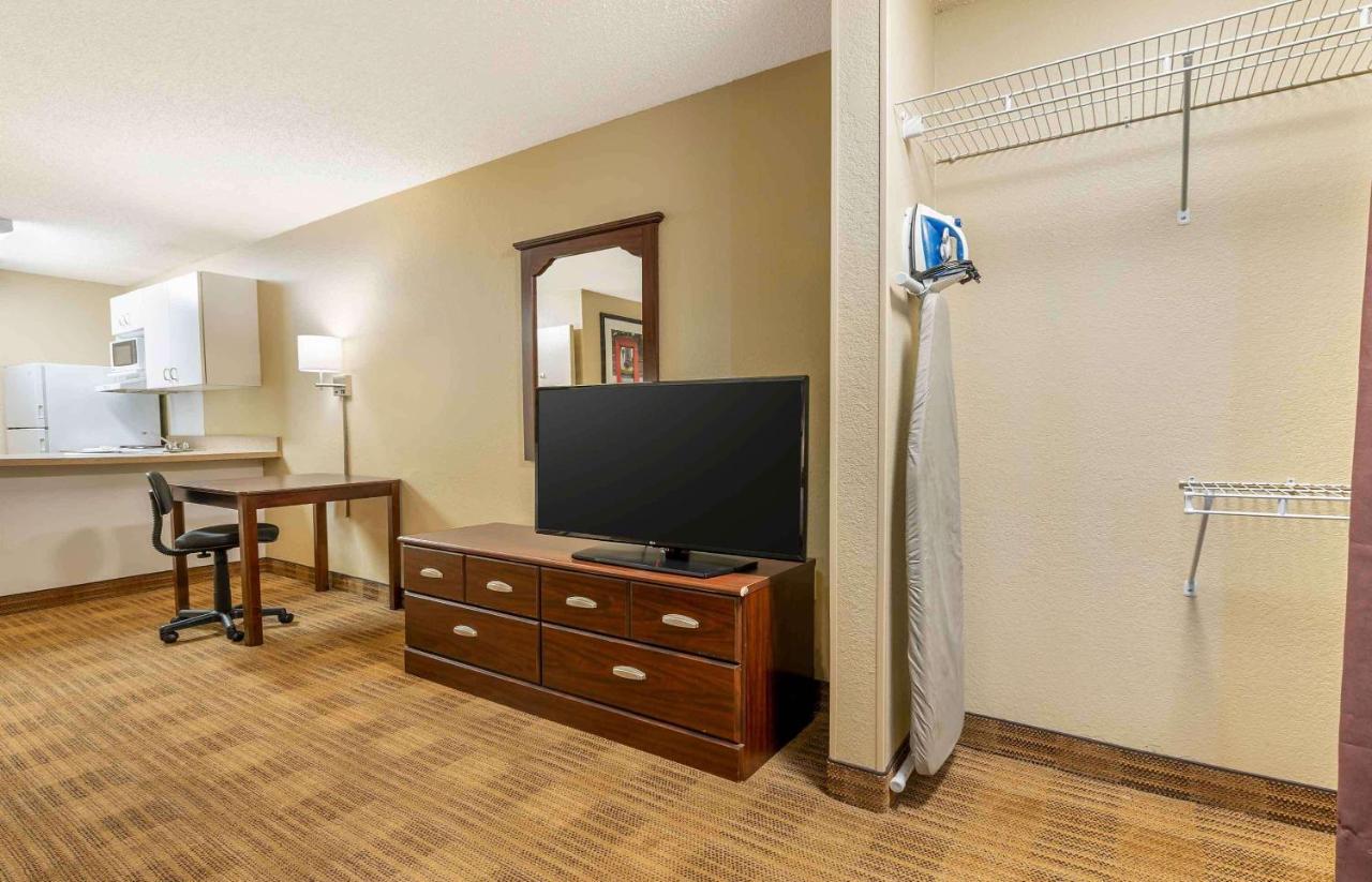 Extended Stay America Suites - Indianapolis - Airport Екстер'єр фото
